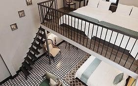 Dai Thuy Hotel Catba  2*